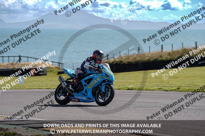 anglesey no limits trackday;anglesey photographs;anglesey trackday photographs;enduro digital images;event digital images;eventdigitalimages;no limits trackdays;peter wileman photography;racing digital images;trac mon;trackday digital images;trackday photos;ty croes